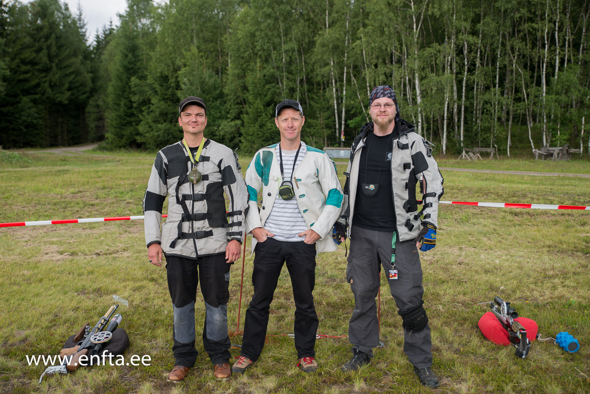 731 Sven Flor DE, Simon Ayers EN, Andreas Kawnik DE